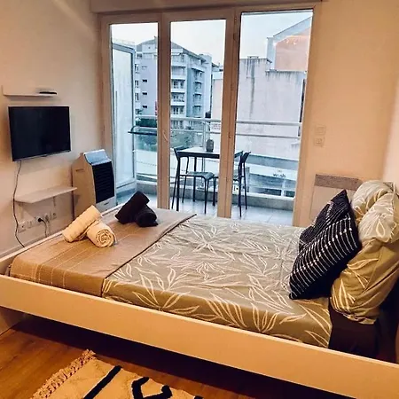 Seabnb - & Serenity - 5min Walk To Train&tram Apartament Nicea